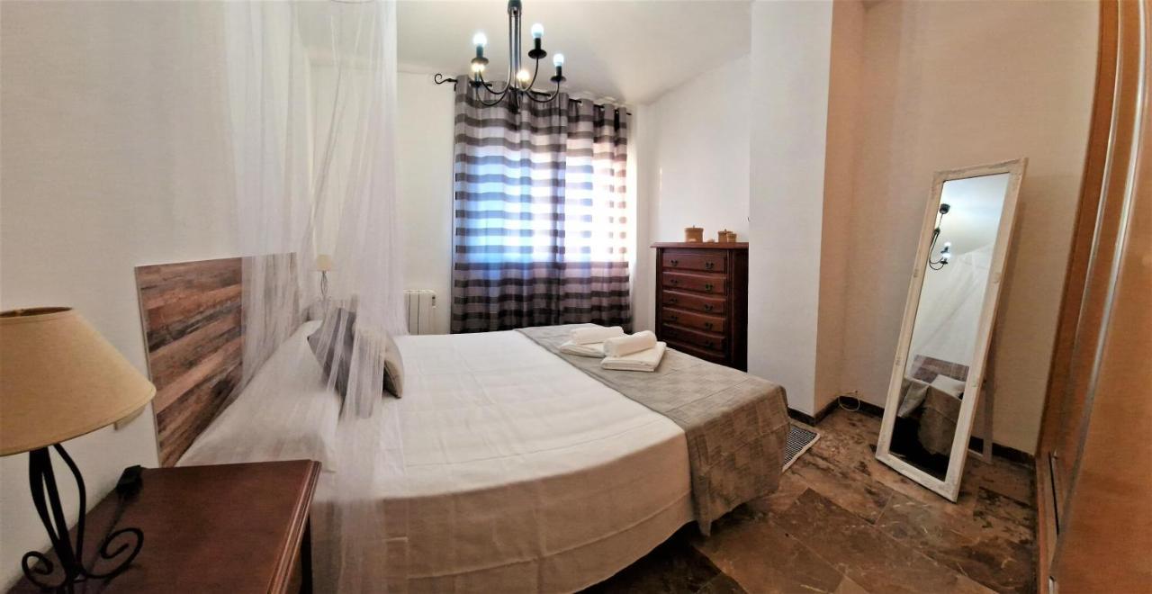 Апартаменти Ds Duplex Acera Del Rio, Parking Opcional Кордова Екстер'єр фото
