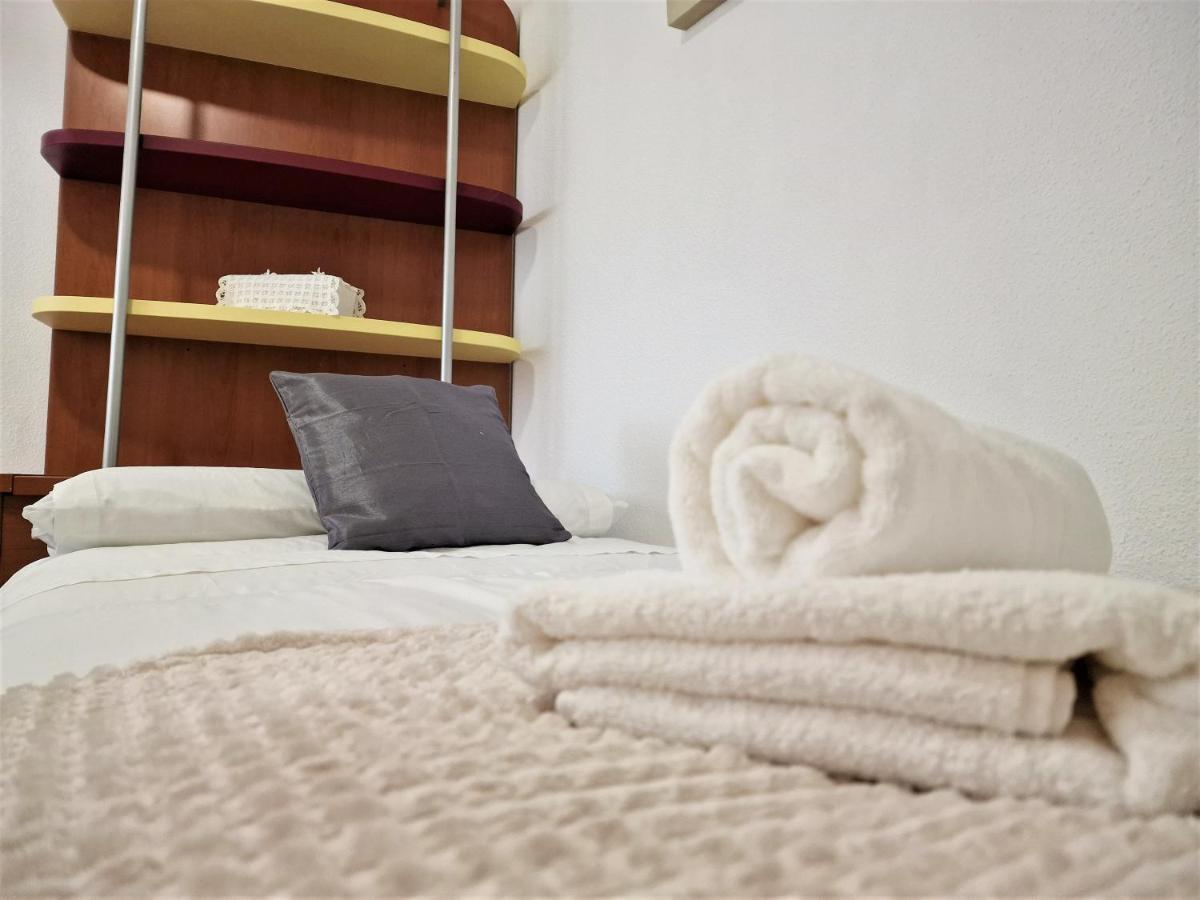 Апартаменти Ds Duplex Acera Del Rio, Parking Opcional Кордова Екстер'єр фото